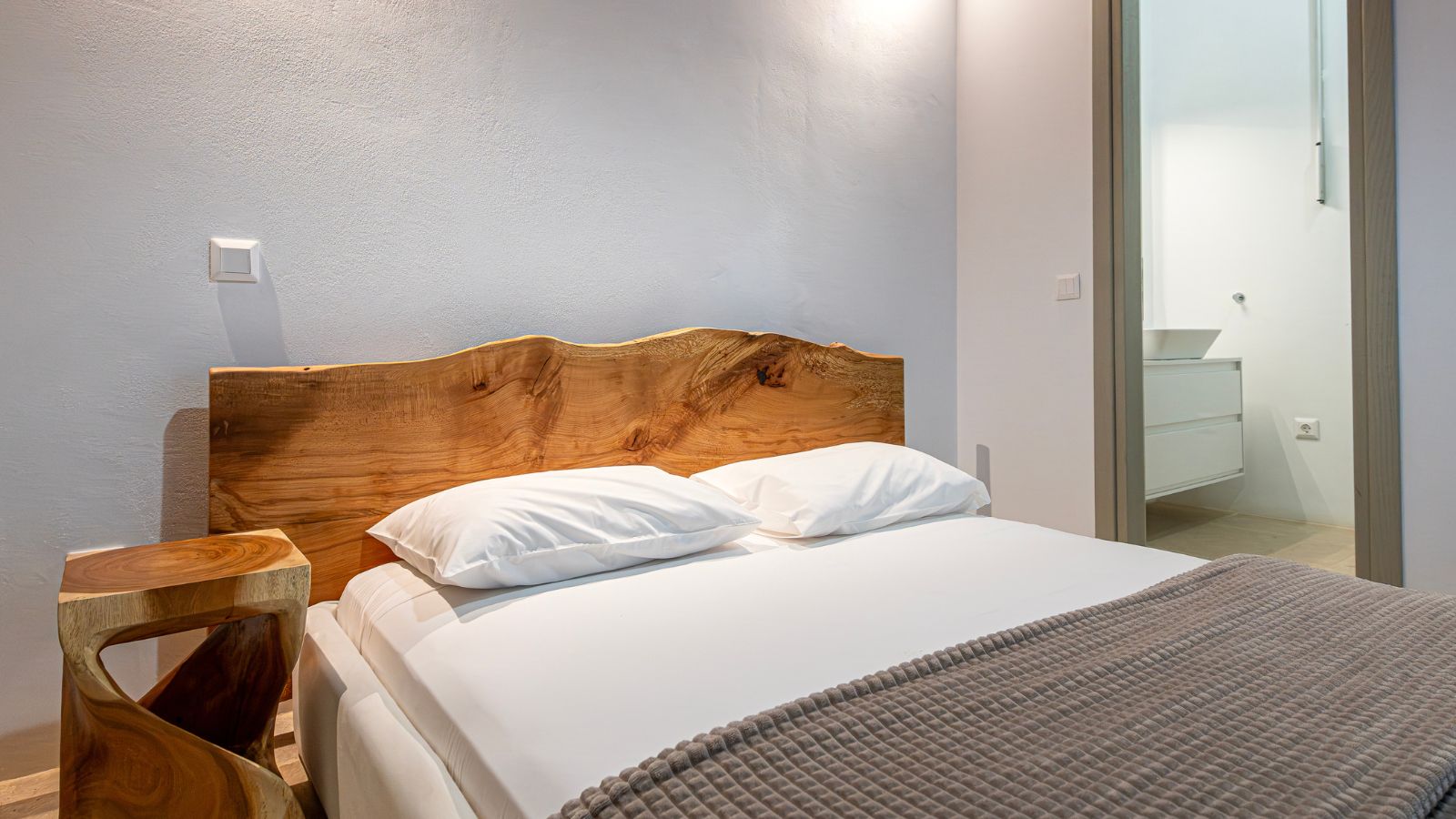 villa cecilia accomodation andros